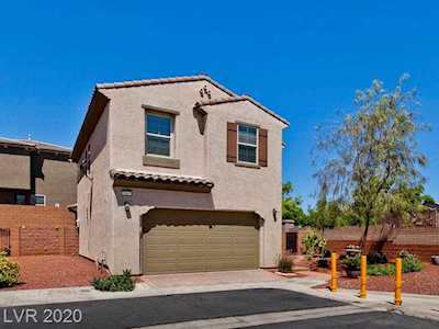 7567 Whitman Colonial St Las Vegas, NV 89166