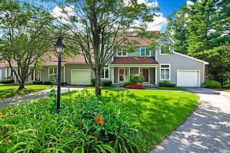 9 Douglass Green #9 Woburn, MA 01801