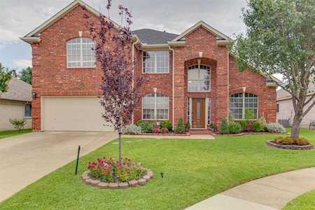 7309 Blackhawk Court North Richland Hills, TX 76180