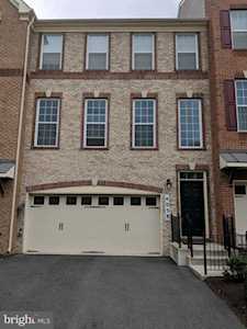 4038 Ranch Rd Upper Marlboro, MD 20772