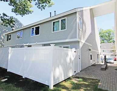43 Meadow Pond Drive #D Leominster, MA 01453
