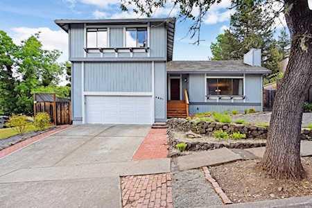 4801 Comfrey Place Santa Rosa, CA 95405