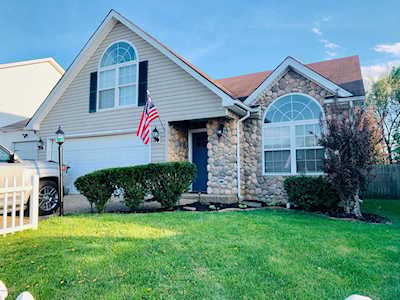 10512 Pinoak View Dr Louisville, KY 40299