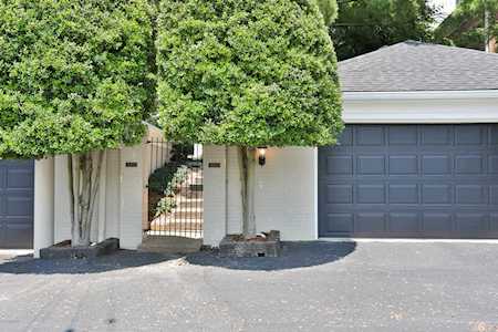 3607 Brownsboro Rd #11 Louisville, KY 40207