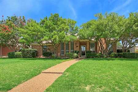 3301 Santana Lane Plano, TX 75023