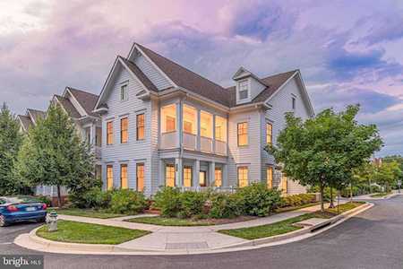 9521 Ament St Silver Spring, MD 20910