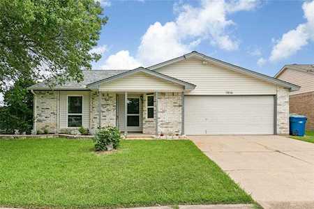 7016 Galloway Court The Colony, TX 75056