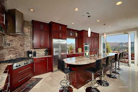 7050 Via De La Reina Bonsall, CA 92003