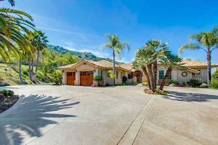 15730 Bowl Creek Rd. Poway, CA 92064