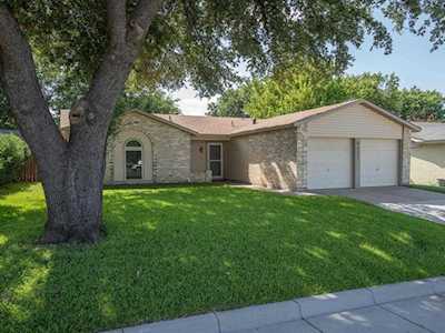 6437 Yarmouth Avenue North Richland Hills, TX 76182
