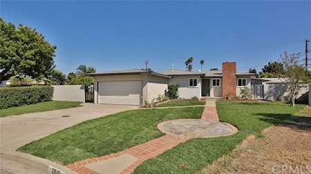 2818 W Bridgeport Avenue Anaheim, CA 92804
