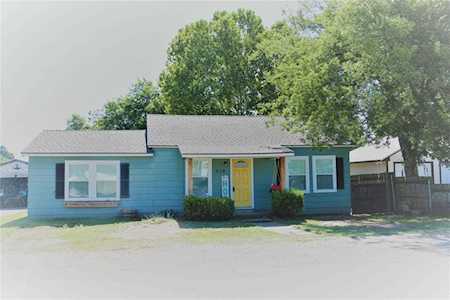 210 Gandy Street Lipan, TX 76462