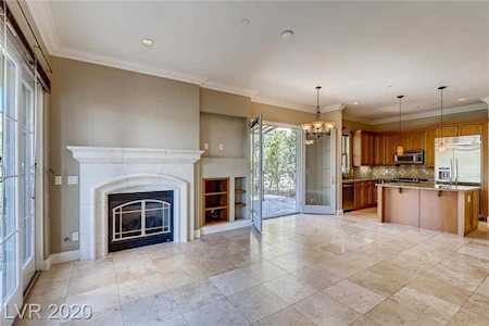 32 Via Vasari #106 Henderson, NV 89011
