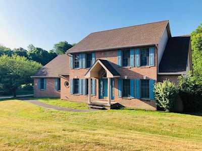 1375 Normandy Drive Newark, OH 43055