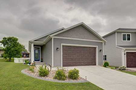 128 Red Bud Tr Columbus, WI 53925