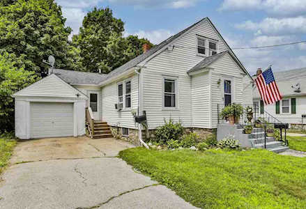 48 Taylor St #2 Manchester, NH 03103