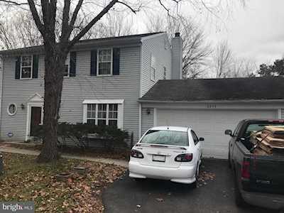 2317 Weymouth Ln Crofton, MD 21114