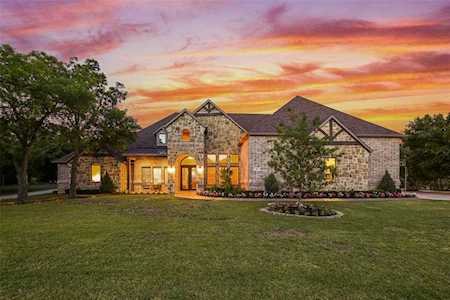 685 Simmons Road Double Oak, TX 75077