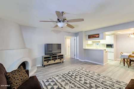 7557 N Dreamy Draw Drive #204 Phoenix, AZ 85020