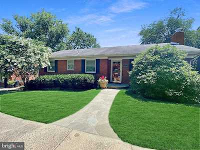 859 Madison St Arlington, VA 22205