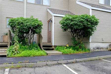 51 Brook Street #4D Naugatuck, CT 06770