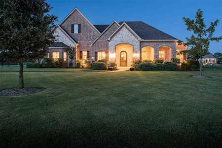 2701 Bauer Court Lucas, TX 75002
