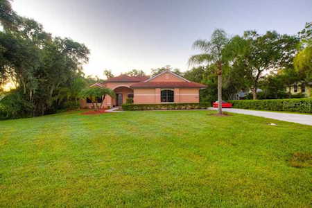 1303 Oakford Rd Sarasota, FL 34240