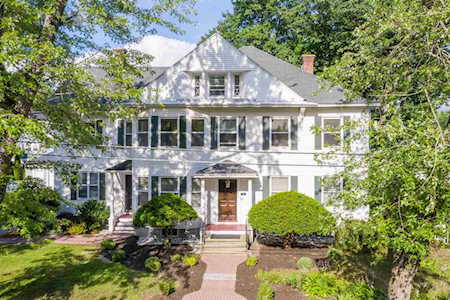 969 Chestnut St Manchester, NH 03104