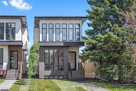 1714 26A St SW Calgary, AB T3C 1L1