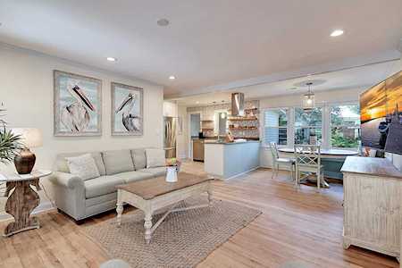 58 Vincent Dr Mount Pleasant, SC 29464