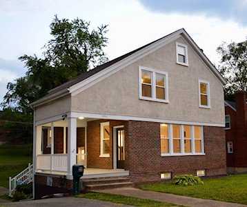 2322 SW Brandon Roanoke, VA 24015
