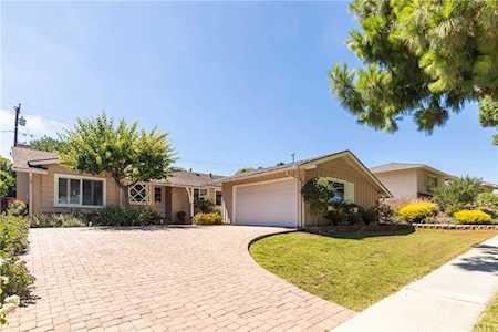 26725 Indian Peak Rd. Rancho Palos Verdes, CA 90275
