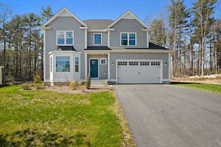 8 Hillcrest Circle #Unit 8 Norwell, MA 02061