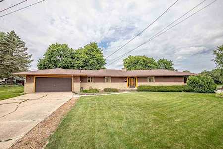 460 Sunset Ct Marshall, WI 53559