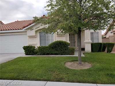 7982 Kinsella Las Vegas, NV 89147