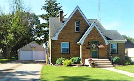 527 W Jefferson St Waupun, WI 53963