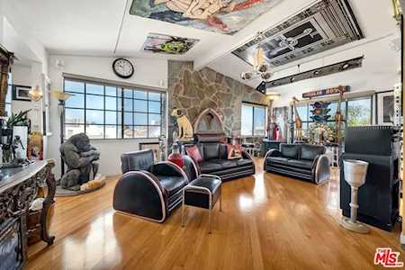5100 Via Dolce #308 Marina Del Rey, CA 90292