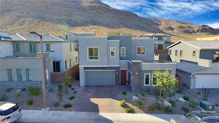 6465 Farness St Las Vegas, NV 89135