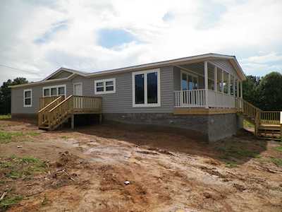 1259 Wixtown Rd Westmoreland, TN 37186