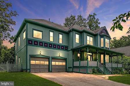 2321 Chestnut Hill Ave Falls Church, VA 22043