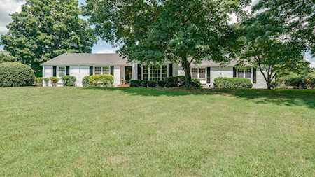 6400 Jocelyn Hollow Rd Nashville, TN 37205