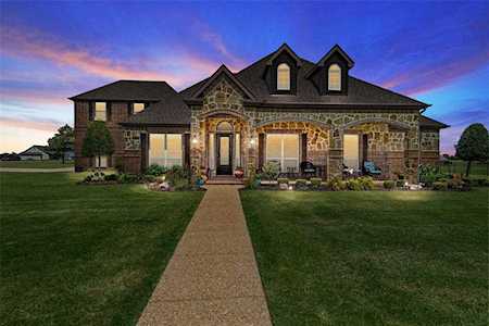 126 Livestock Drive Rockwall, TX 75032