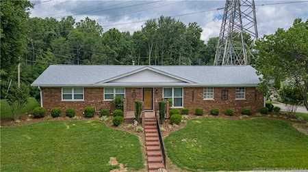 1704 Idlewood Dr Clarksville, IN 47129