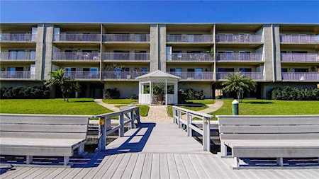 719 Pinellas Bayway S #204 Tierra Verde, FL 33715