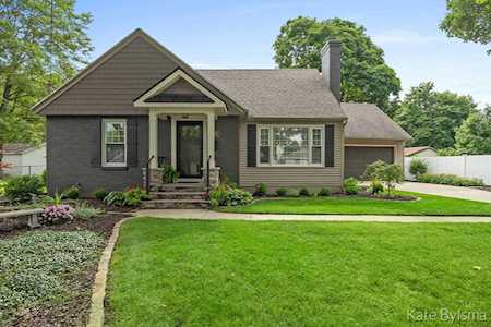 2856 NE Botsford Place Grand Rapids, MI 49505