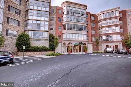 19370 Magnolia Grove Square #201 Leesburg, VA 20176