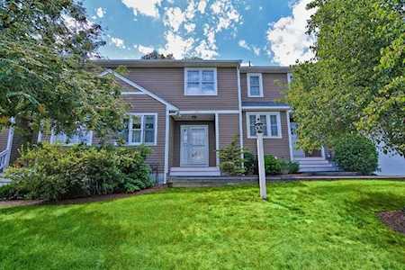 124 Laurelwood Dr #124 Hopedale, MA 01747