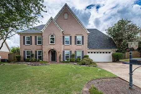 8919 Rowley Cv Memphis, TN 38016