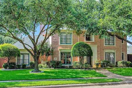 5704 GARRETT Drive Plano, TX 75093