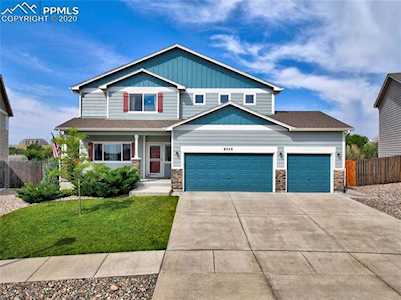8048 Chasewood Loop Colorado Springs, CO 80908